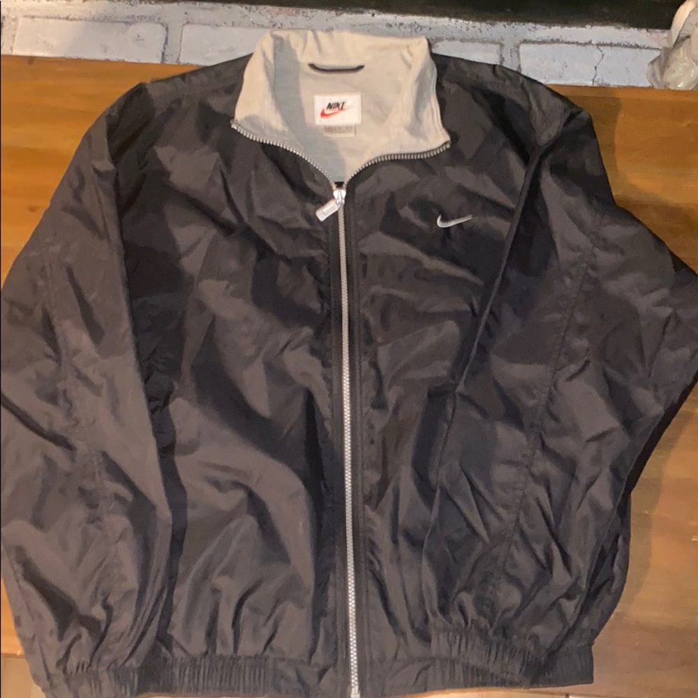 Boy’s windbreaker jacket